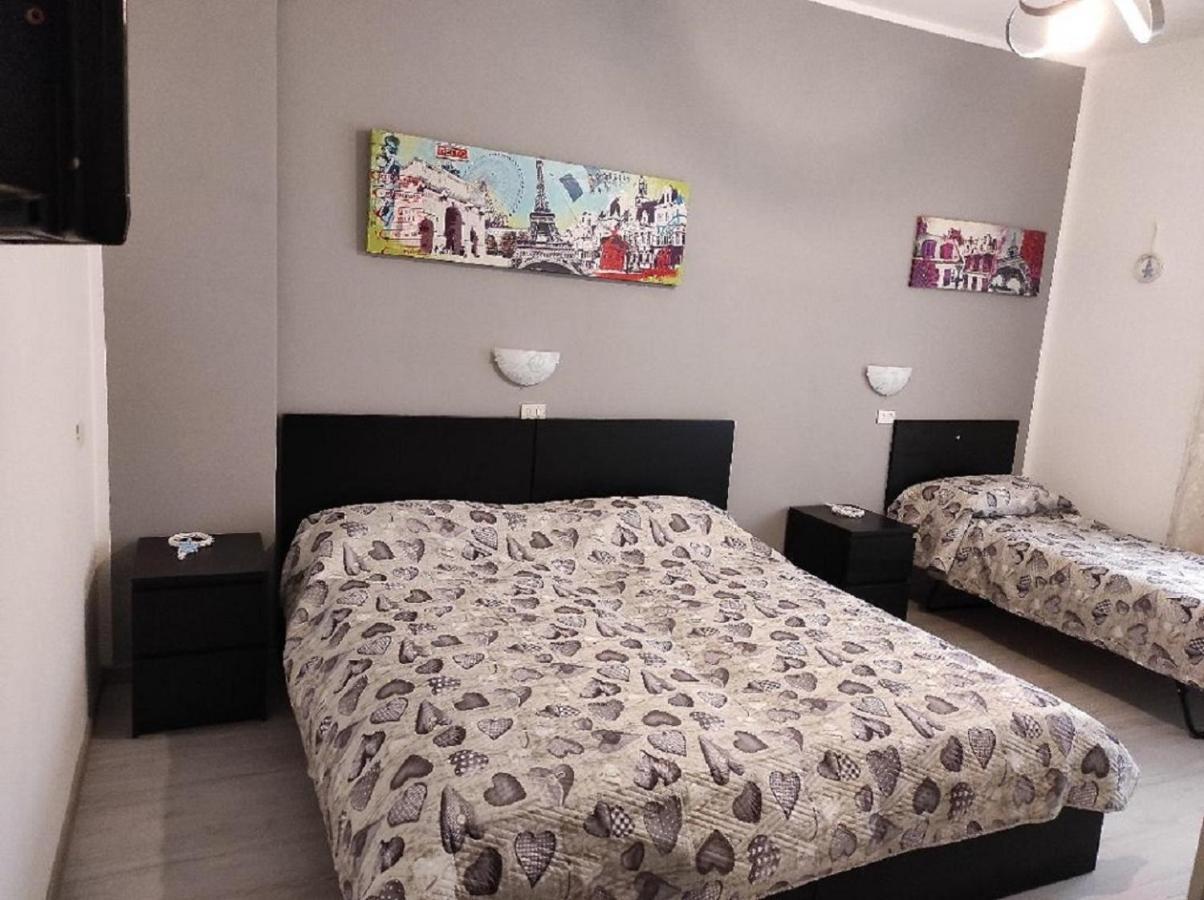 Hotel Blue Marine Di Ostia Zewnętrze zdjęcie
